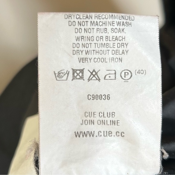 Cue Sleek Twill Knit Peplum Dress V Neck with Zipper Details Black Size 4 - Picture 12 of 12